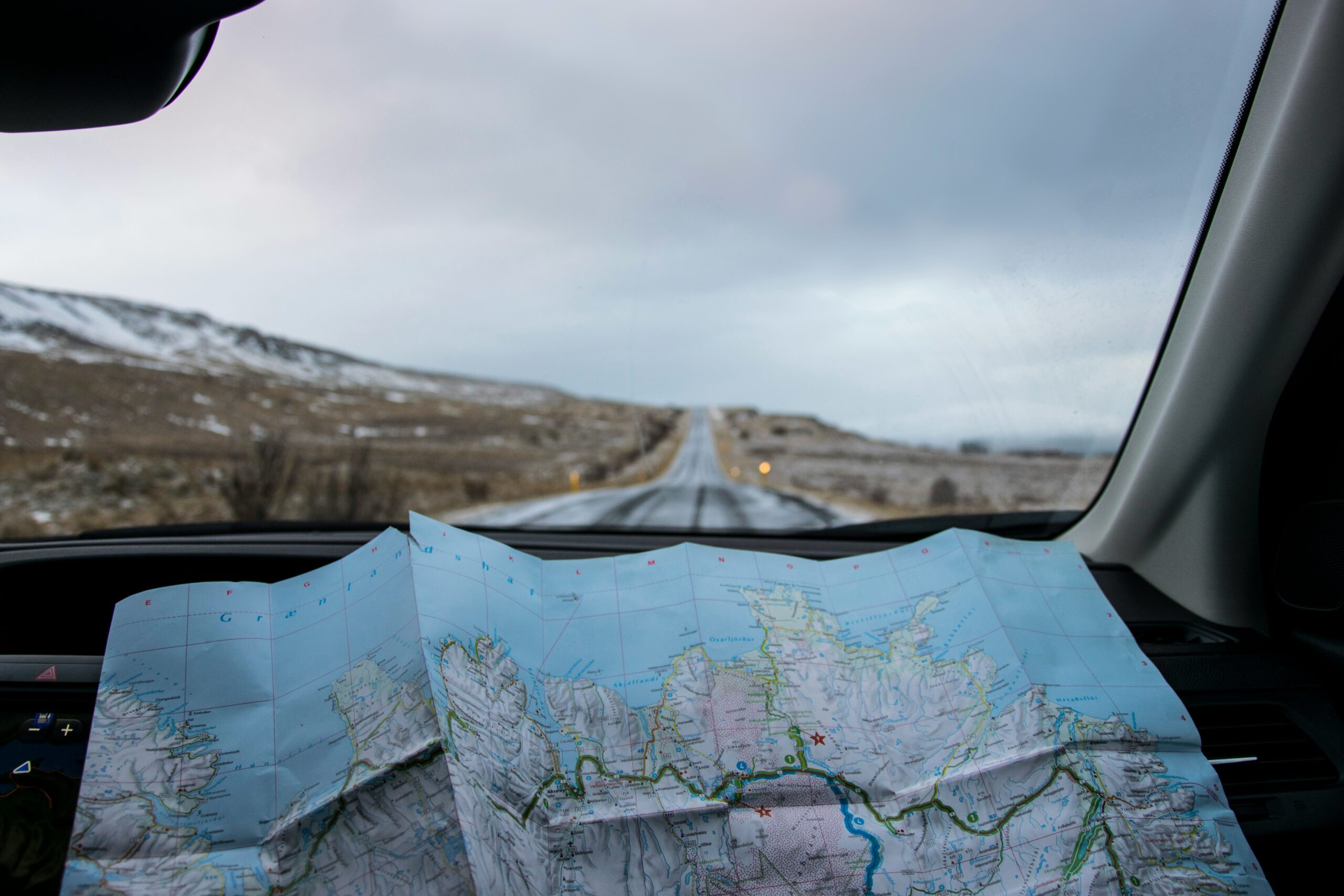 Surviving the Great Family Road Trip: A Mom’s Guide to Traveling with Five Daughters (And Your Sanity)